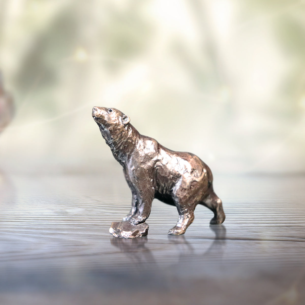 Butler & Peach Miniature Bronze Polar Bear (2091)