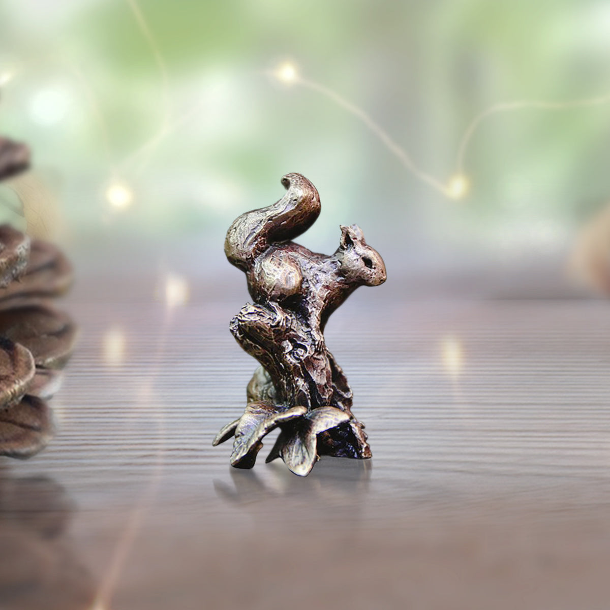 Butler & Peach Miniature Bronze Red Squirrel (2054)