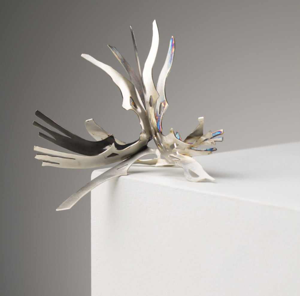 Honor Dodd - 'Embrasure 2' Two finger ring